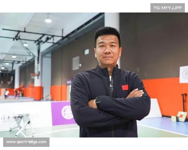 易思玲在清华附中演讲：射击训练中的专注力如何塑造人生的韧性与坚持