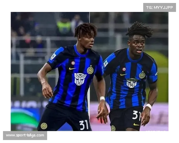 邓弗里斯入选最佳阵容 国际米兰劲翼状态火热持续闪耀